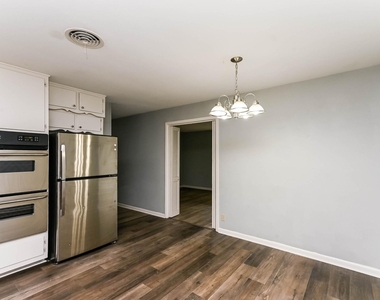 5505 Wonder Drive - Photo Thumbnail 1