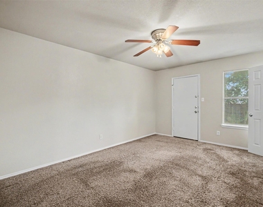 8028 Tanner Avenue - Photo Thumbnail 14