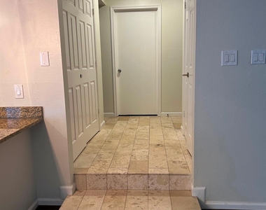 7525 Holly Hill Drive - Photo Thumbnail 4