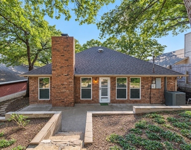 4916 Canberra Lane - Photo Thumbnail 18