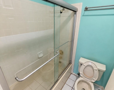 4916 Canberra Lane - Photo Thumbnail 17