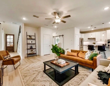 312 Rosemoor Place - Photo Thumbnail 1