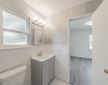 4920 Colorado Boulevard - Photo Thumbnail 29