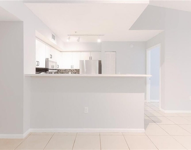 4828 N State Road 7 - Photo Thumbnail 1