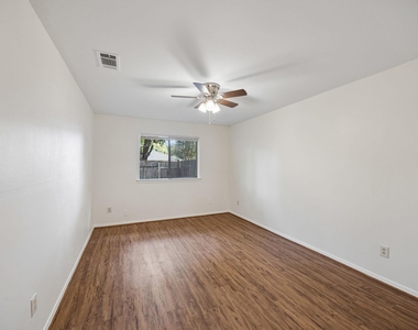1613 19th Street - Photo Thumbnail 19