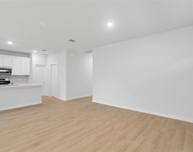 2300 Wind River Drive - Photo Thumbnail 6