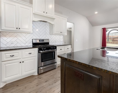 2333 El Cajon Street - Photo Thumbnail 6
