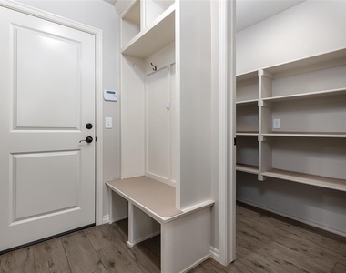 2333 El Cajon Street - Photo Thumbnail 19