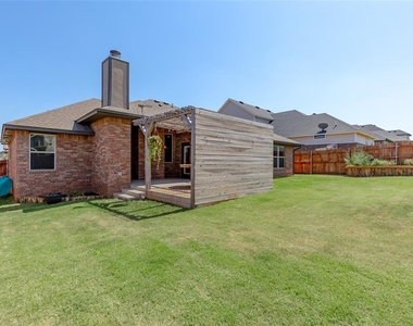 2333 El Cajon Street - Photo Thumbnail 24