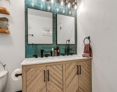 907 Sw 3rd Street - Photo Thumbnail 15