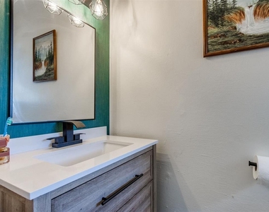907 Sw 3rd Street - Photo Thumbnail 20