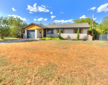 907 Sw 3rd Street - Photo Thumbnail 1