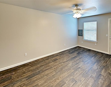 427 Summit Ridge Drive - Photo Thumbnail 11