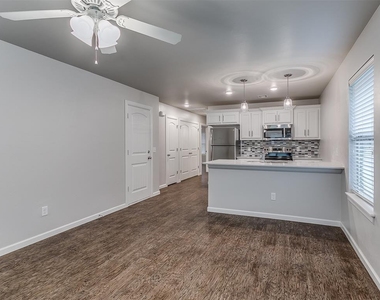 427 Summit Ridge Drive - Photo Thumbnail 9