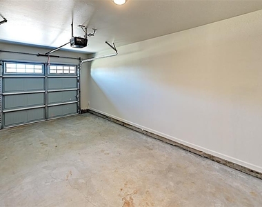 427 Summit Ridge Drive - Photo Thumbnail 16