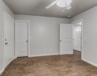 427 Summit Ridge Drive - Photo Thumbnail 5