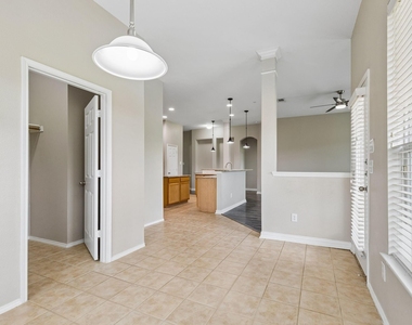 1209 Stone Lane - Photo Thumbnail 23