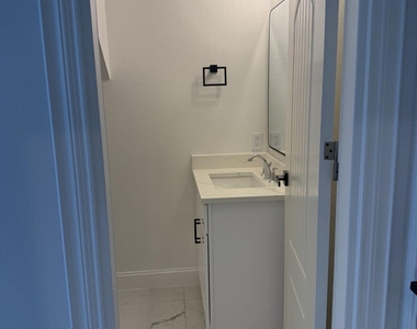 6218 Dewitt Street - Photo Thumbnail 7