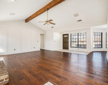3204 Anchor Drive - Photo Thumbnail 5