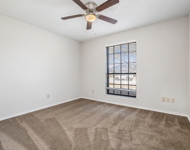 3204 Anchor Drive - Photo Thumbnail 19