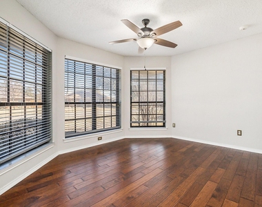 3204 Anchor Drive - Photo Thumbnail 7