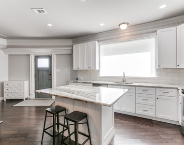 507 E Dallas Road - Photo Thumbnail 26