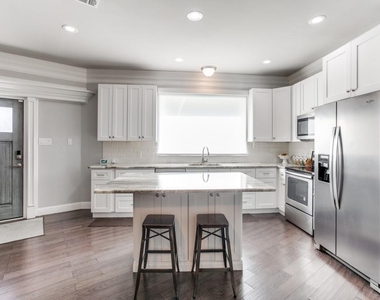 507 E Dallas Road - Photo Thumbnail 5