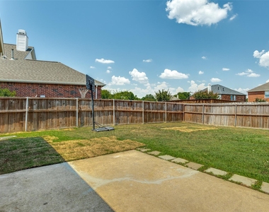 4021 Carrington Drive - Photo Thumbnail 22