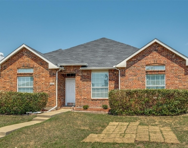 4021 Carrington Drive - Photo Thumbnail 2