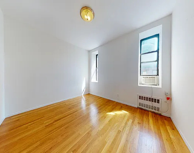 1297 Lexington Avenue - Photo Thumbnail 9