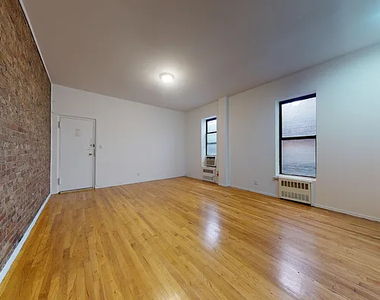 1297 Lexington Avenue - Photo Thumbnail 6