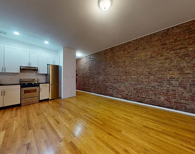1297 Lexington Avenue - Photo Thumbnail 5