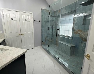 2056 Wimbledon Drive - Photo Thumbnail 11
