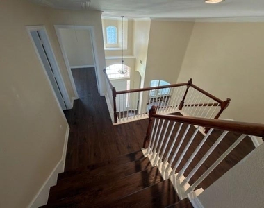 2056 Wimbledon Drive - Photo Thumbnail 1