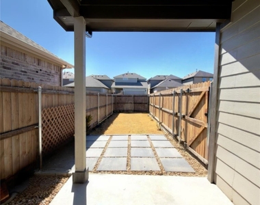 4809 Harmony Street - Photo Thumbnail 3