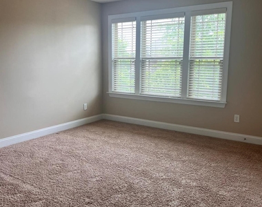 119 Heron Cove Loop - Photo Thumbnail 13