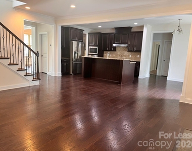 119 Heron Cove Loop - Photo Thumbnail 4