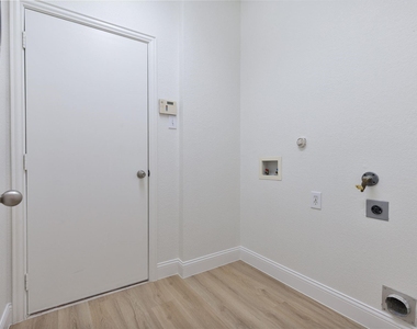 8200 Watson Road - Photo Thumbnail 30