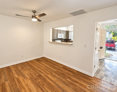 3636 Melrose Cottage Drive - Photo Thumbnail 7