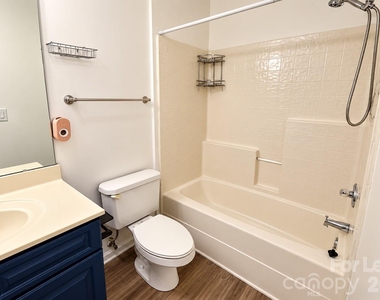 3636 Melrose Cottage Drive - Photo Thumbnail 16