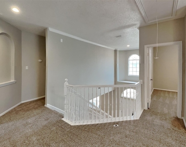 4408 Lansbury Lane - Photo Thumbnail 20