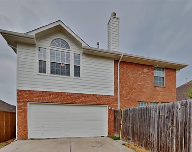 4408 Lansbury Lane - Photo Thumbnail 22