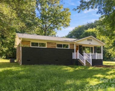 1200 Weststone Drive - Photo Thumbnail 1