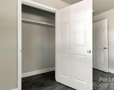 1200 Weststone Drive - Photo Thumbnail 18