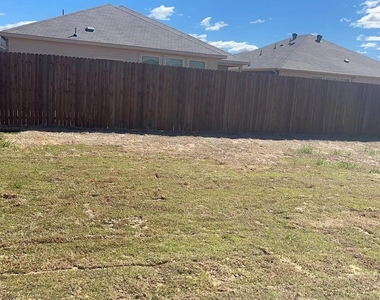 10517 Alpine Meadow Lane - Photo Thumbnail 11