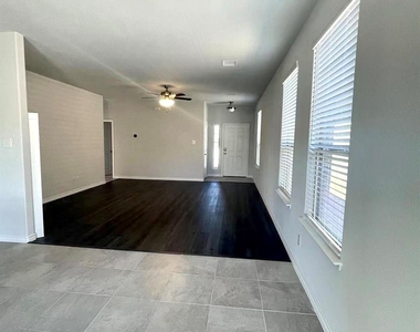10517 Alpine Meadow Lane - Photo Thumbnail 2