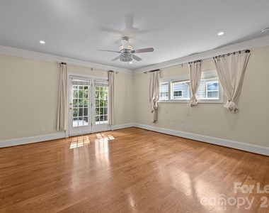1705 Fountain View - Photo Thumbnail 17