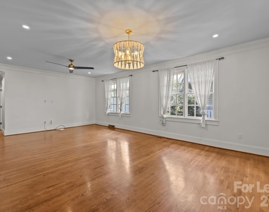 1705 Fountain View - Photo Thumbnail 2