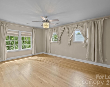 1705 Fountain View - Photo Thumbnail 20