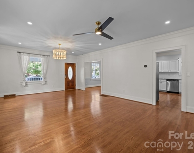 1705 Fountain View - Photo Thumbnail 4